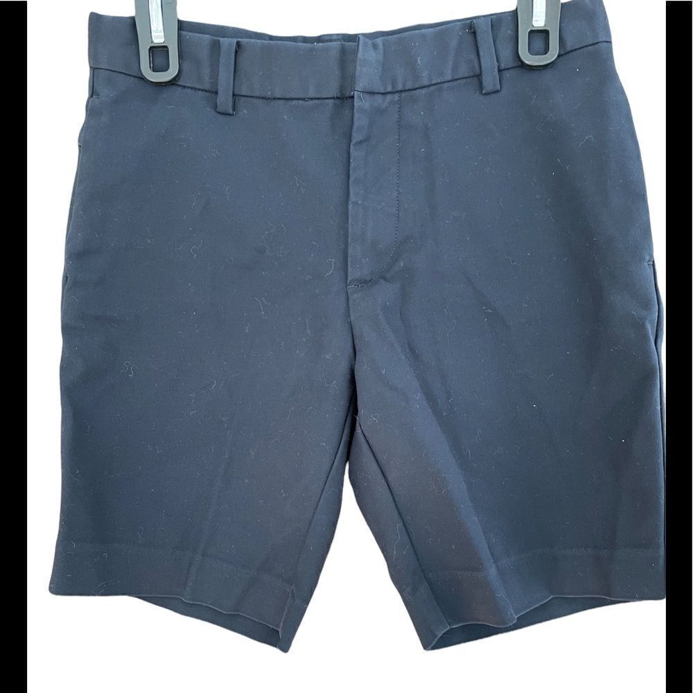 H & M flat front navy blue shorts, size 30R